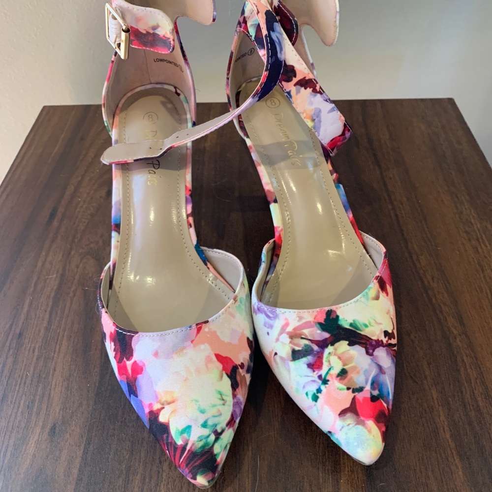 Floral pump